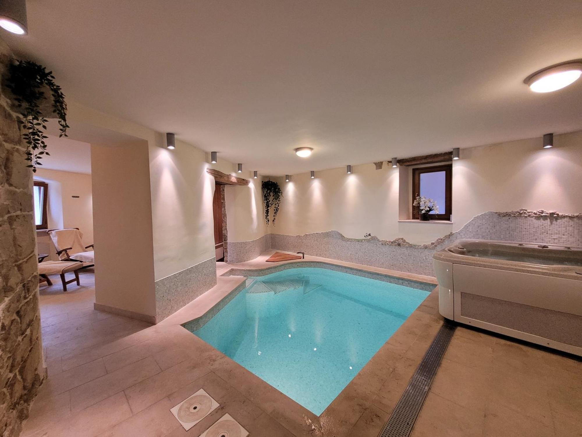 Casa Acqua Dolce - House With 4 Bedrooms And Own Spa Oprtalj Eksteriør billede