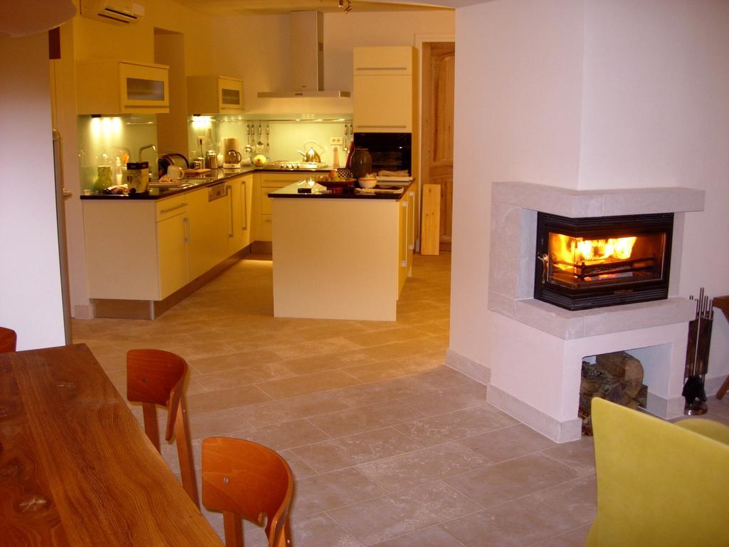 Casa Acqua Dolce - House With 4 Bedrooms And Own Spa Oprtalj Eksteriør billede